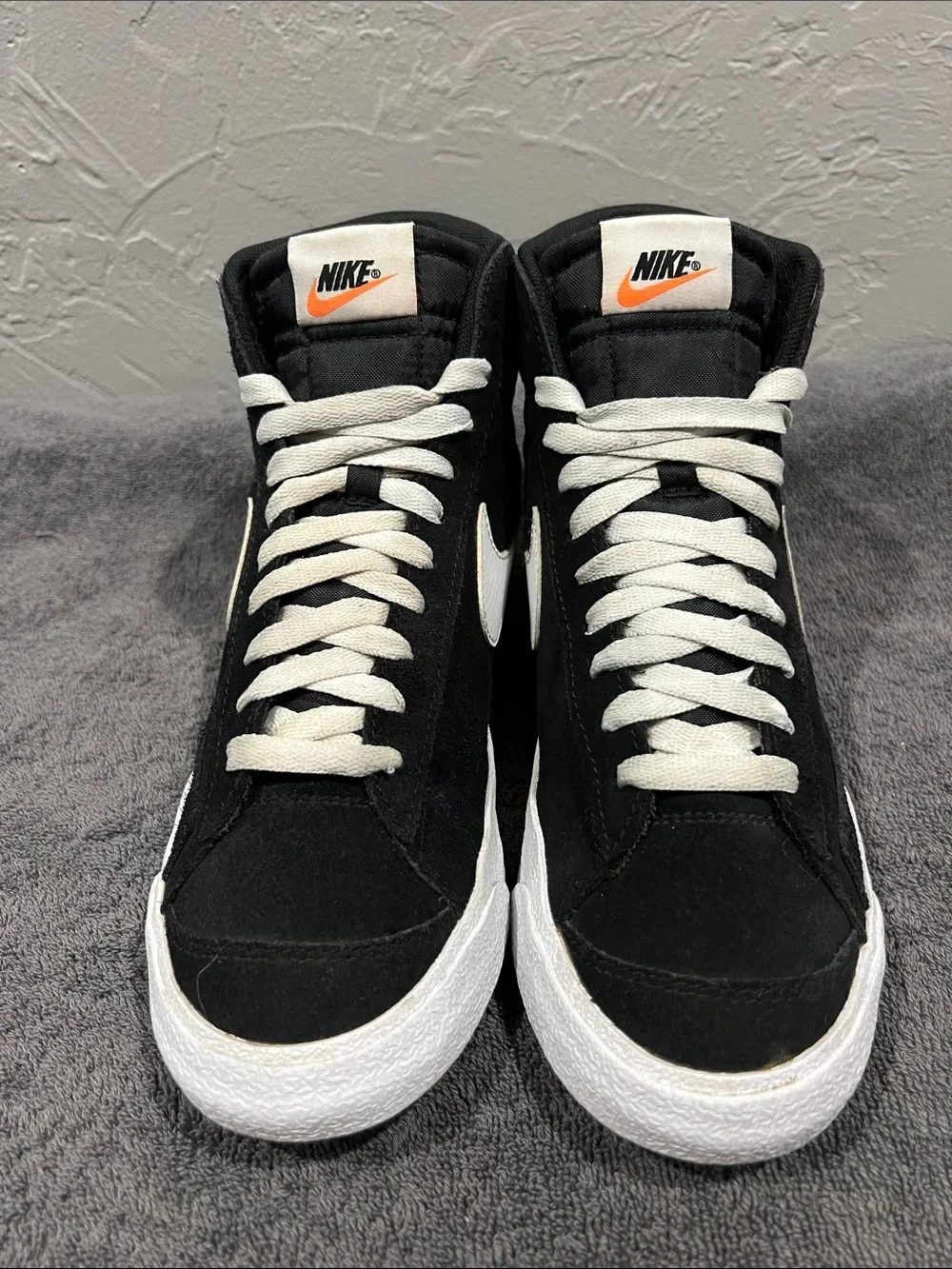 🔥 NIKE Blazer Mid 77 Vintage Black Suede/White Mid Sneakers Big Kids 6.5Y - EUC